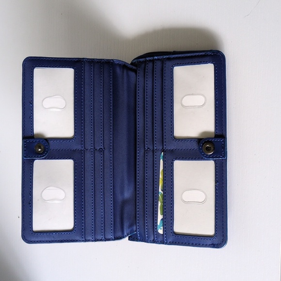 Lug surrey satin vegan leather wallet - Picture 4 of 6